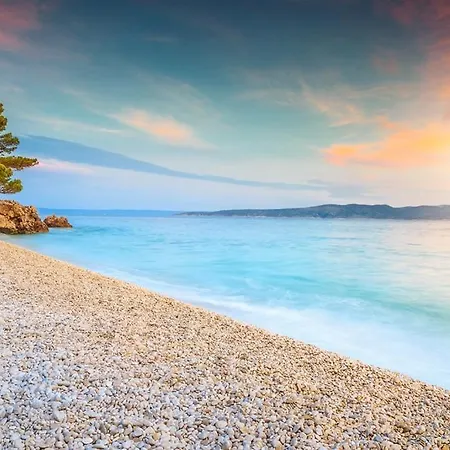 Beachfront With Wonderful Large Terrace Apartman *