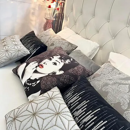 Apartman Beachfront With Wonderful Large Terrace