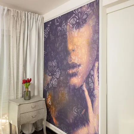 Apartman Beachfront With Wonderful Large Terrace *