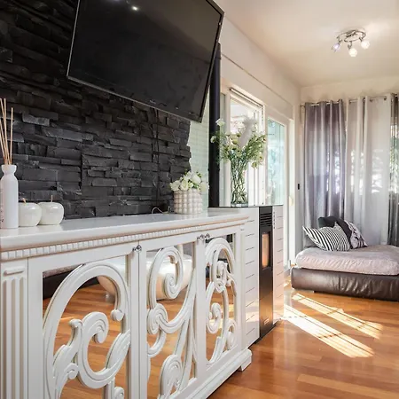 Beachfront With Wonderful Large Terrace