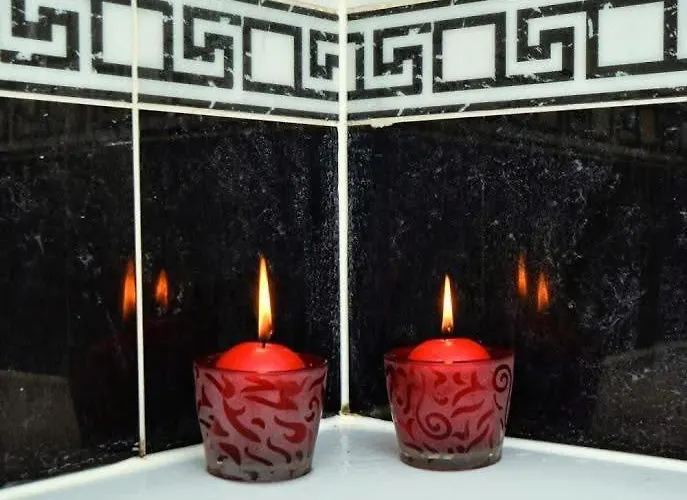 Beachfront With Wonderful Large Terrace Apartament