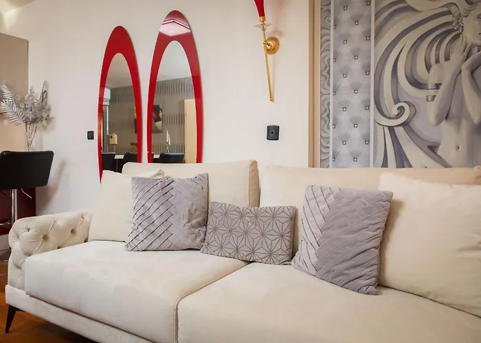 Apartament Beachfront With Wonderful Large Terrace *