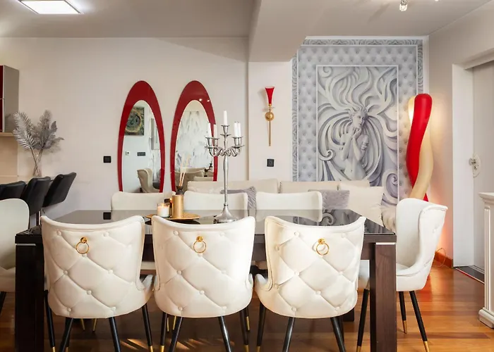 Beachfront With Wonderful Large Terrace Makarska