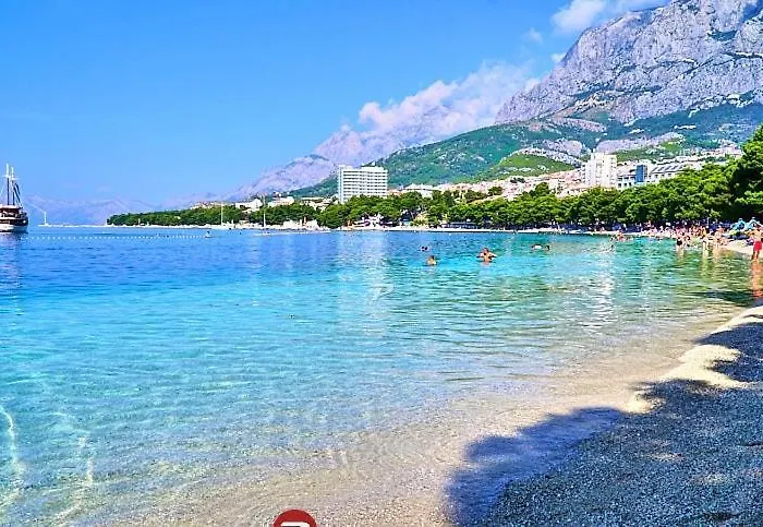 Apartament Beachfront With Wonderful Large Terrace *