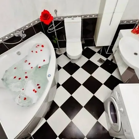 Beachfront With Wonderful Large Terrace Apartamento