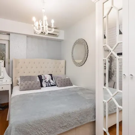 Beachfront With Wonderful Large Terrace *