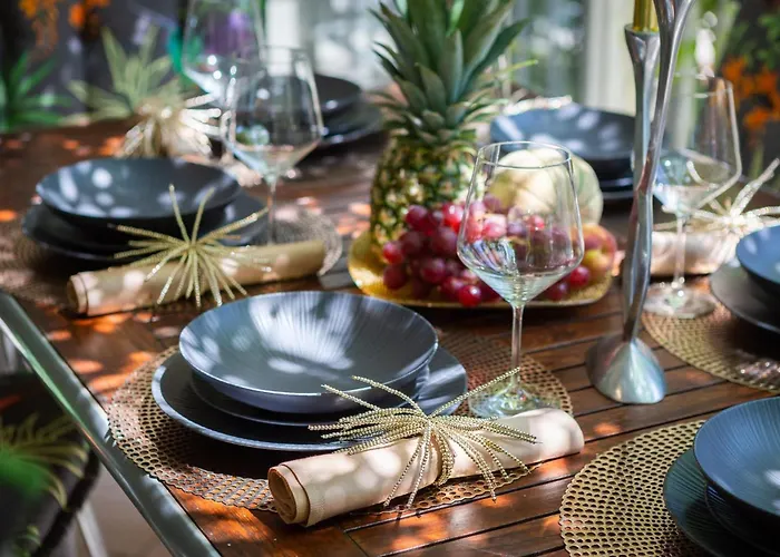 Beachfront With Wonderful Large Terrace Apartment *